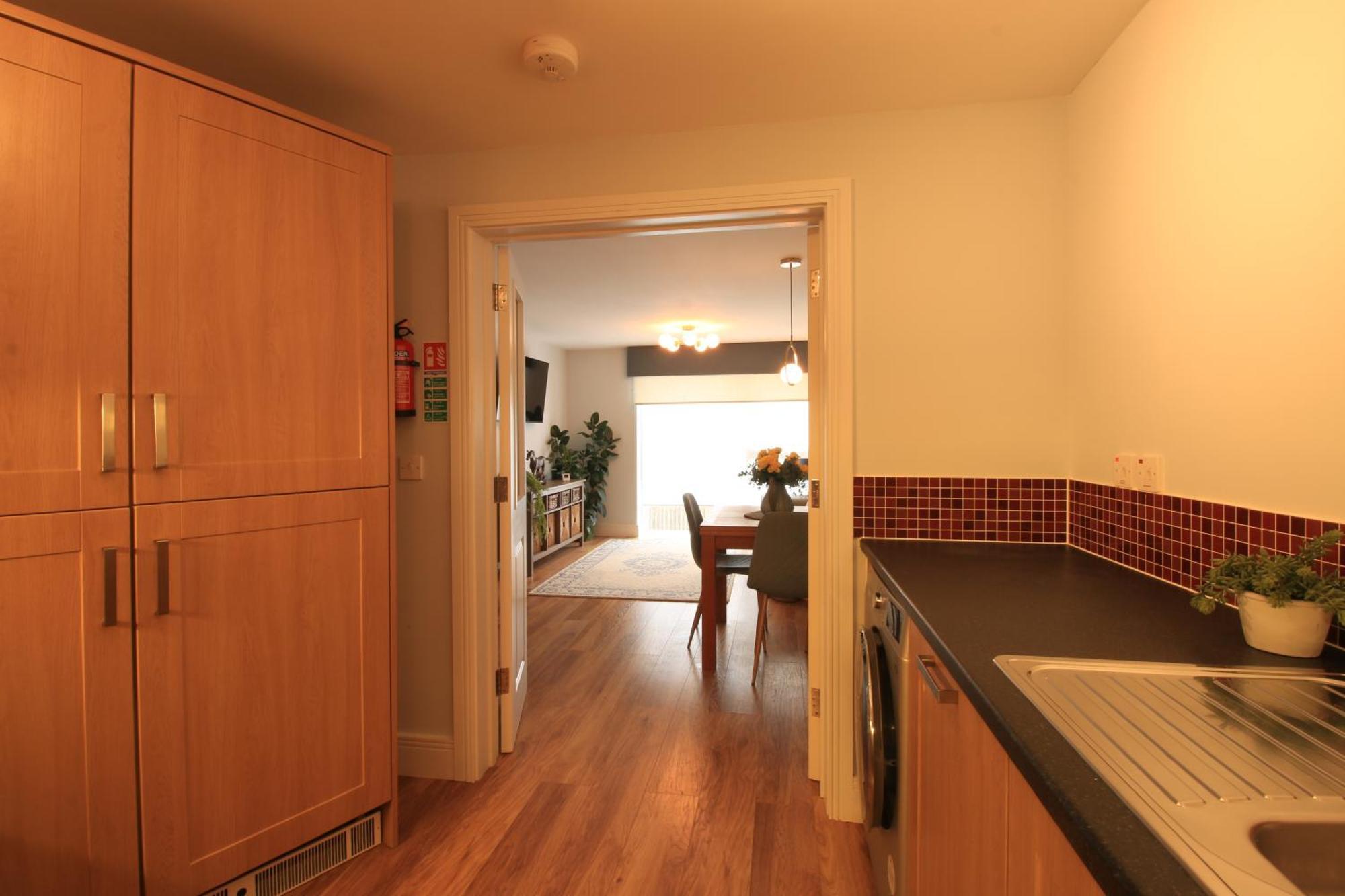 Streamside Apartments Yeovil Exterior photo